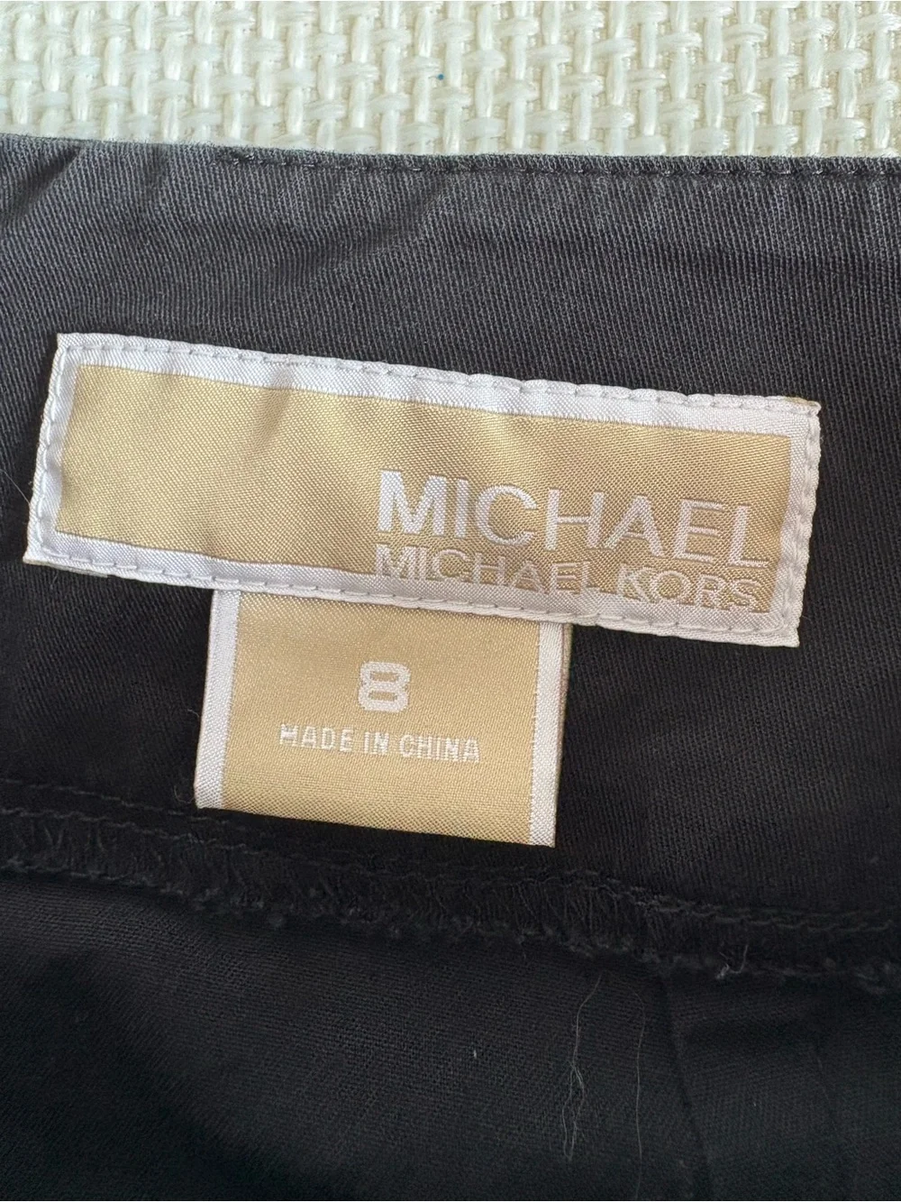 Michael Kors Size 8 Black Pencil Skirt Flattering Cross Waist Back Zip